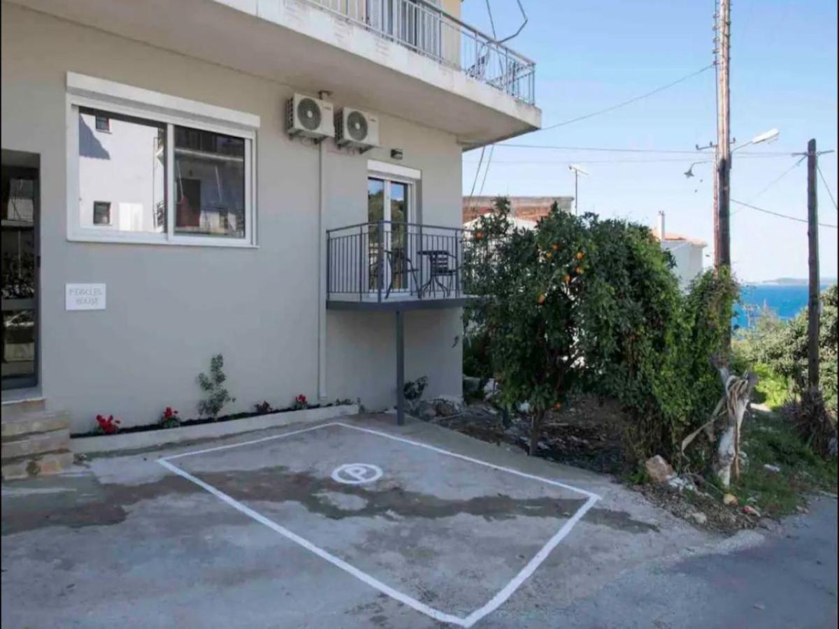 Mimikas Apartment Pylos Exterior foto
